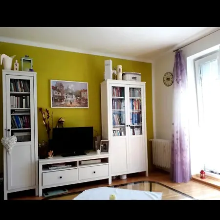 Apartmentbratislavaforu Apartment *
