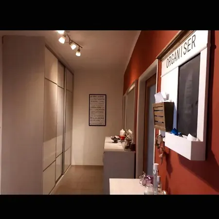 Apartmentbratislavaforu Διαμέρισμα *